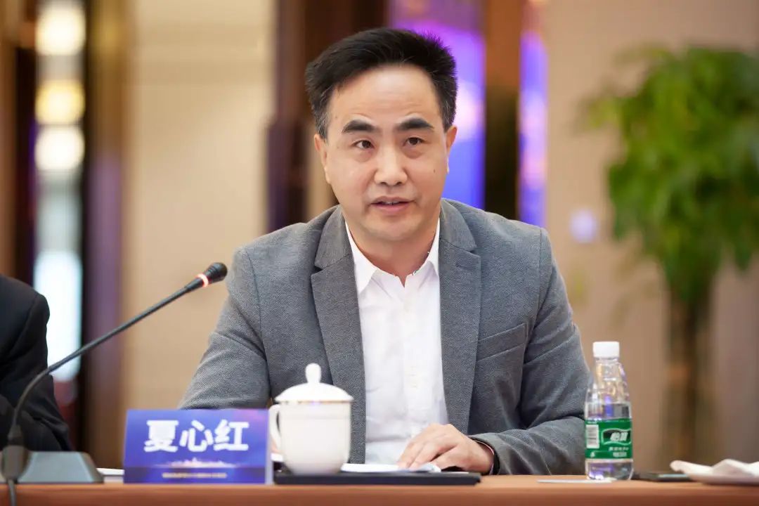 cc154be6082b92faa0dff14ffbd89f95.jpg cc154be6082b92faa0dff14ffbd89f95.jpg